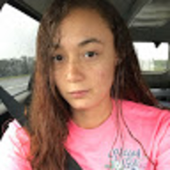 Meet your Posher, Nikki - Picture 1 of 1